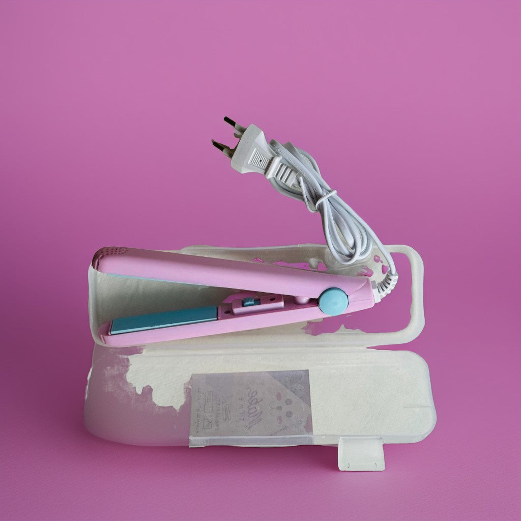 Mini Hair Straightener – Compact & Travel-Friendly Styling Tool
