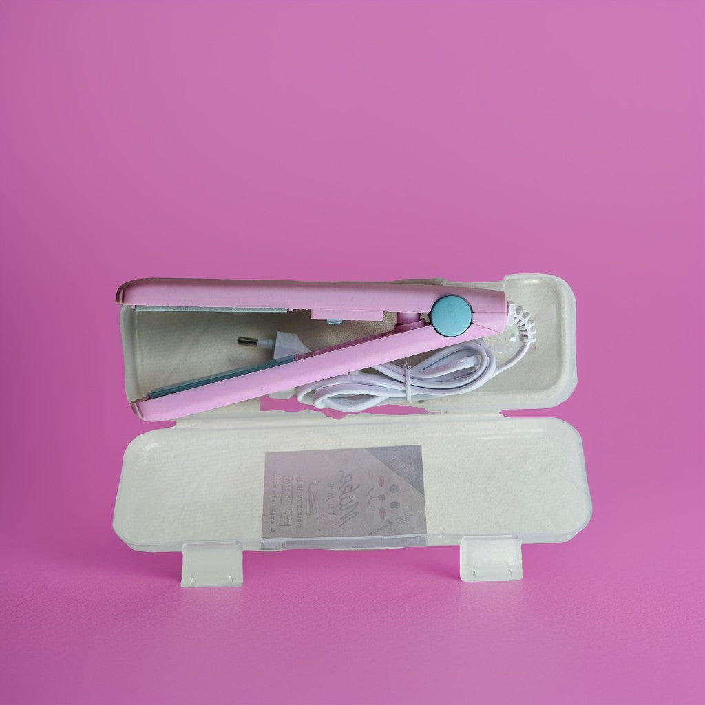Mini Hair Straightener – Compact & Travel-Friendly Styling Tool